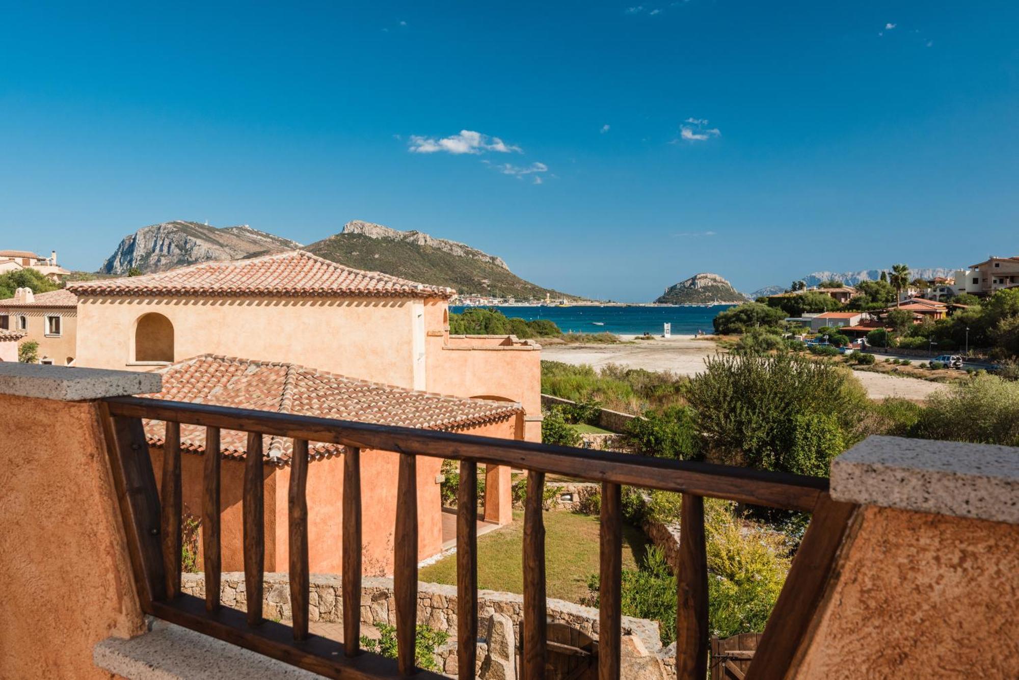 Villaggio Perlacea - Your House In Sardinia 阿兰奇湾城 外观 照片