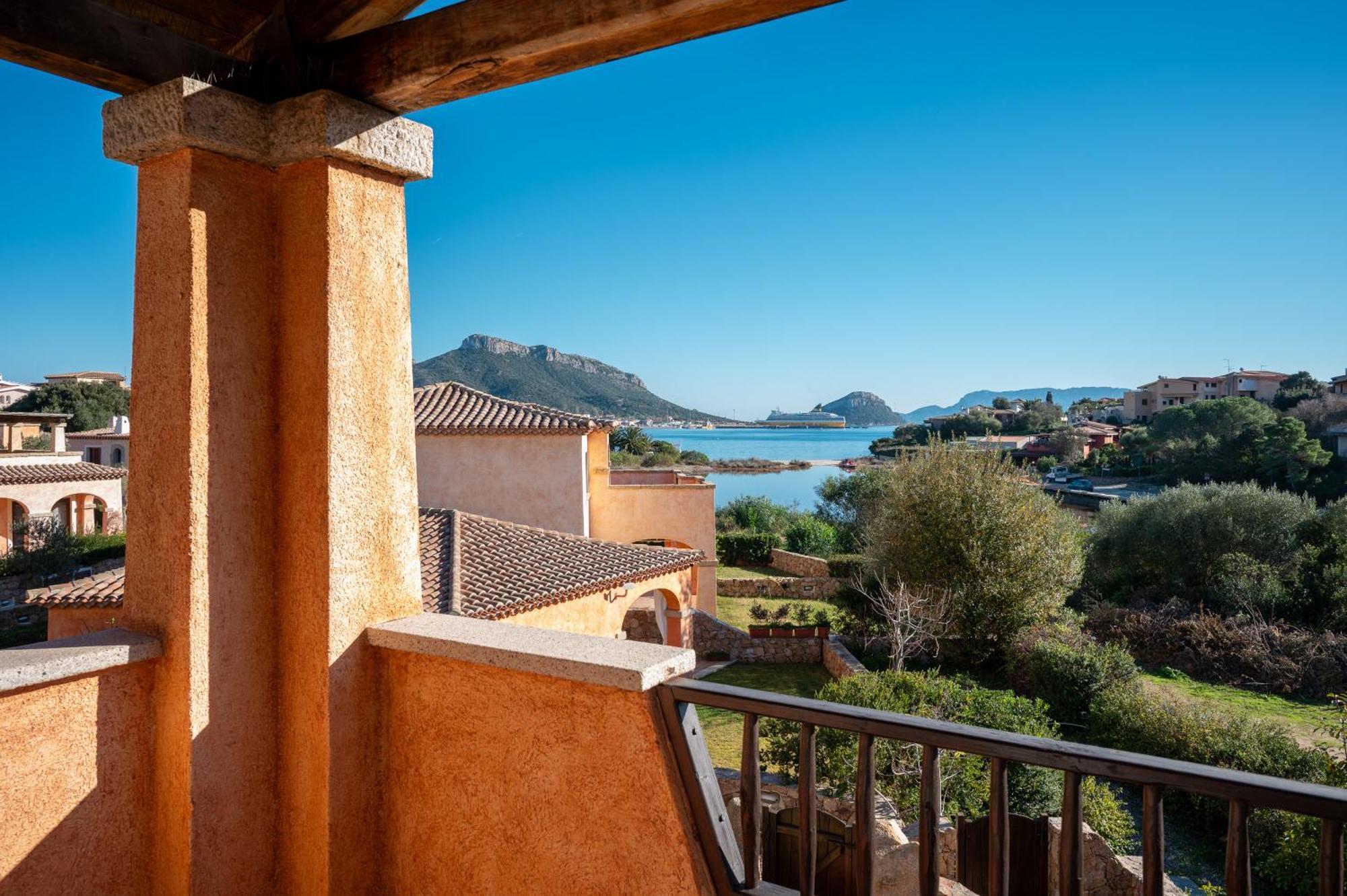 Villaggio Perlacea - Your House In Sardinia 阿兰奇湾城 外观 照片